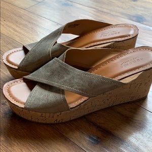 Shimmery Bronze Colored Sonoma Wedges